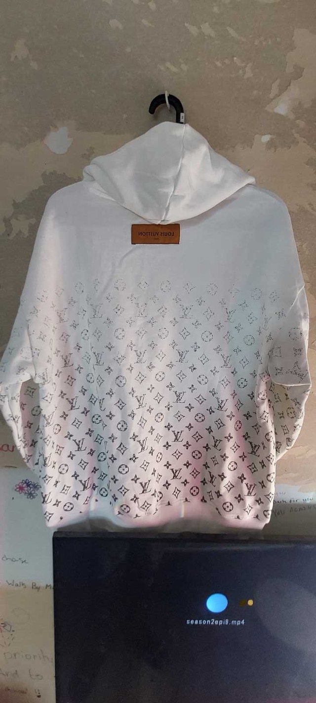 Louis Vuitton White Monogram Hoodie, New with Tag - photo 5