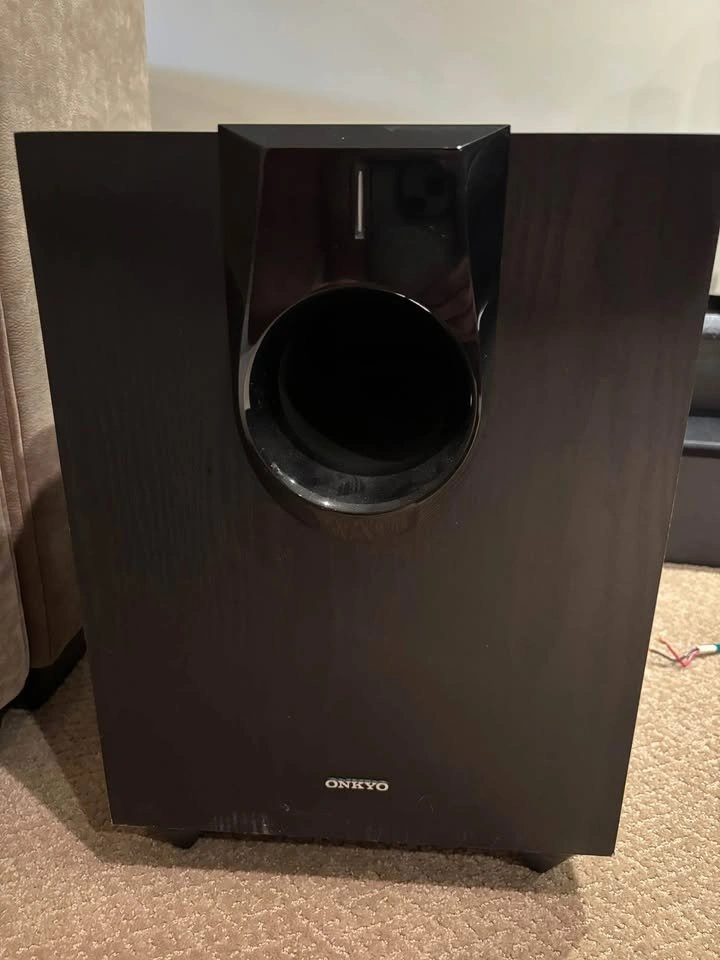 Onkyo 5.1 Surround Sound System - photo 3