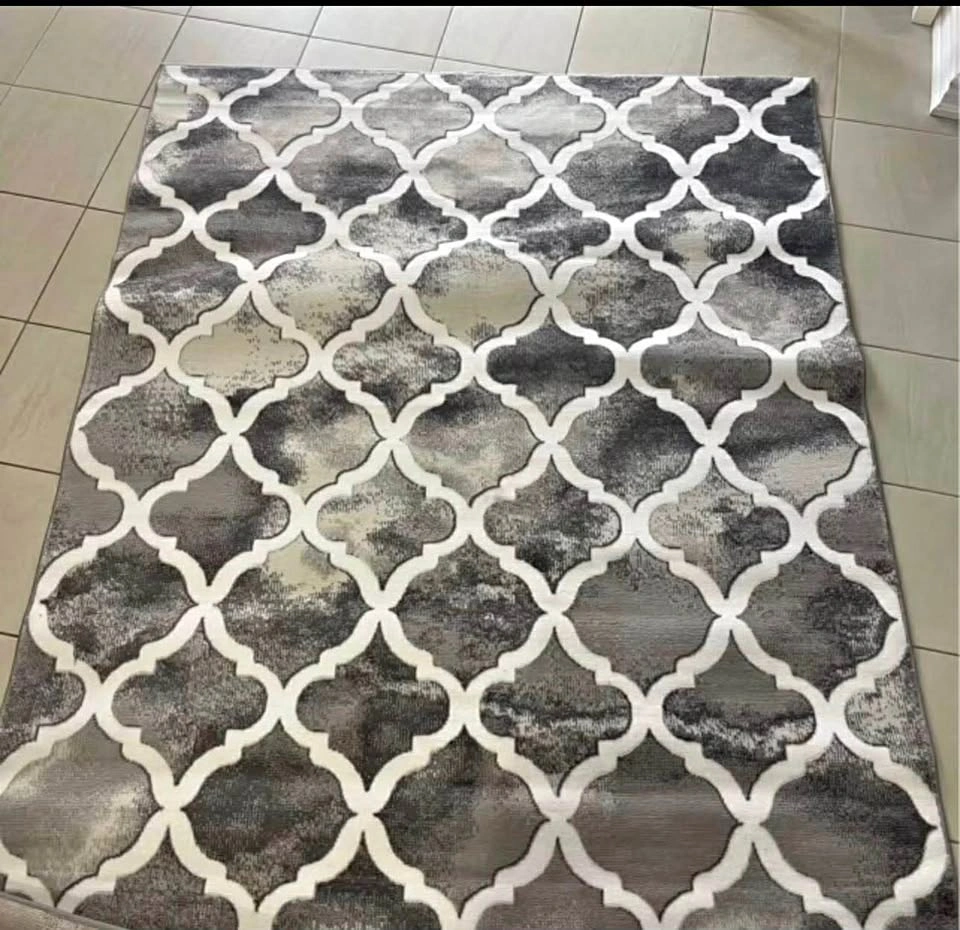Like New Area Rug Carpet
