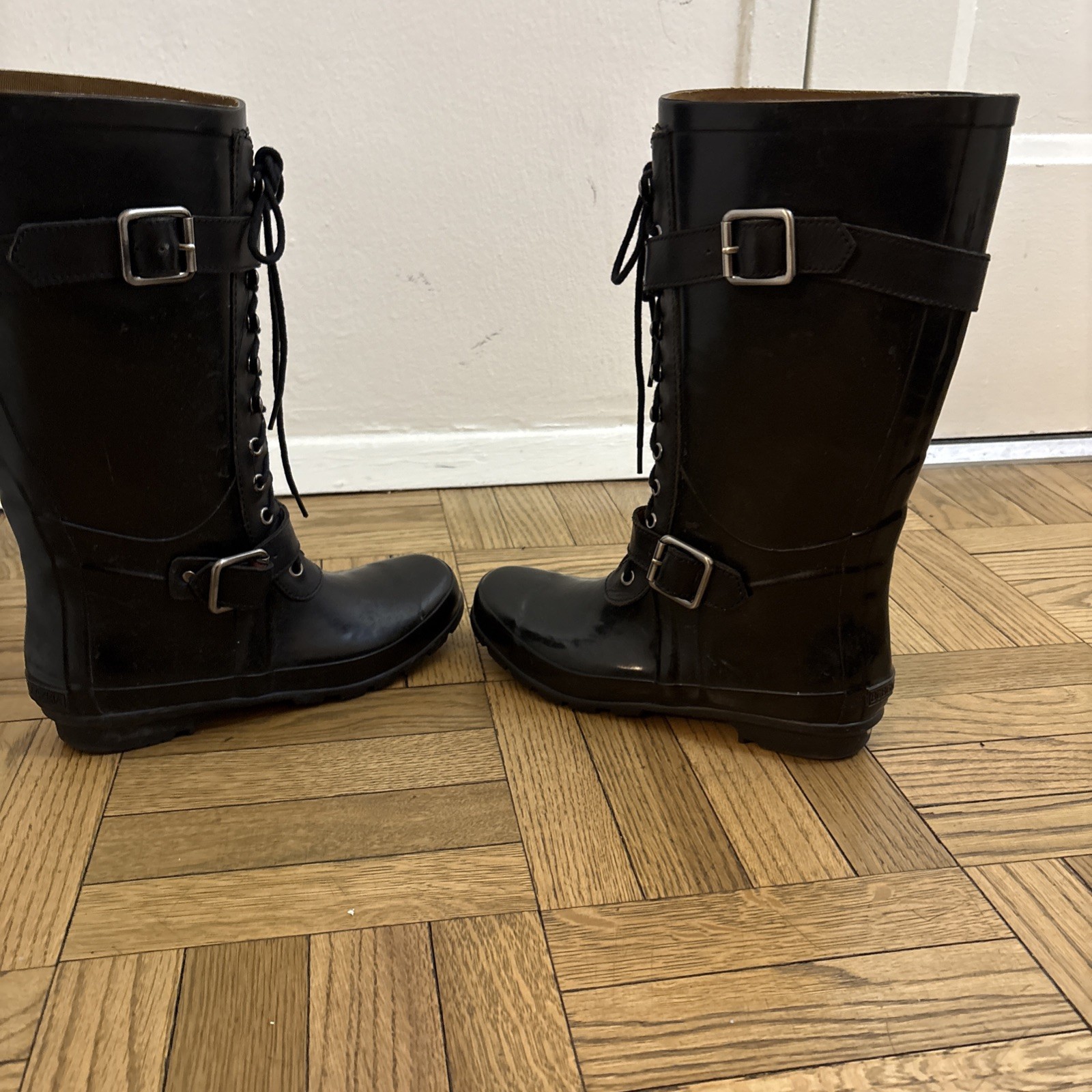 Women's Size 8 BCBG Lace Up Rain Boots Black - photo 2