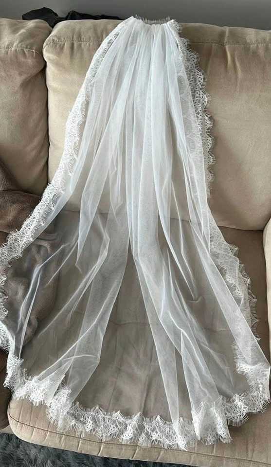 Lace Fingertip Veil Soft White / Ivory - photo 2