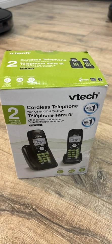 VTech Cordless Phone System (2 Handsets) - Excellent Condition - photo 2