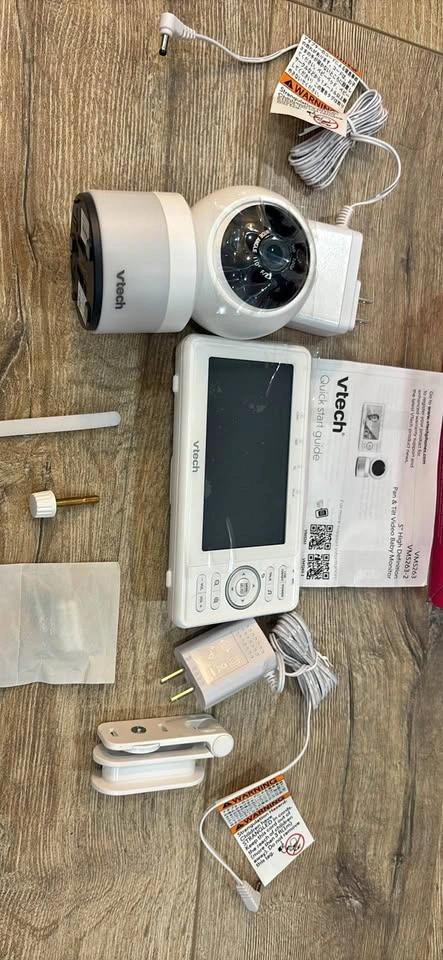 VTech 5" HD Video Baby Monitor - Brand New