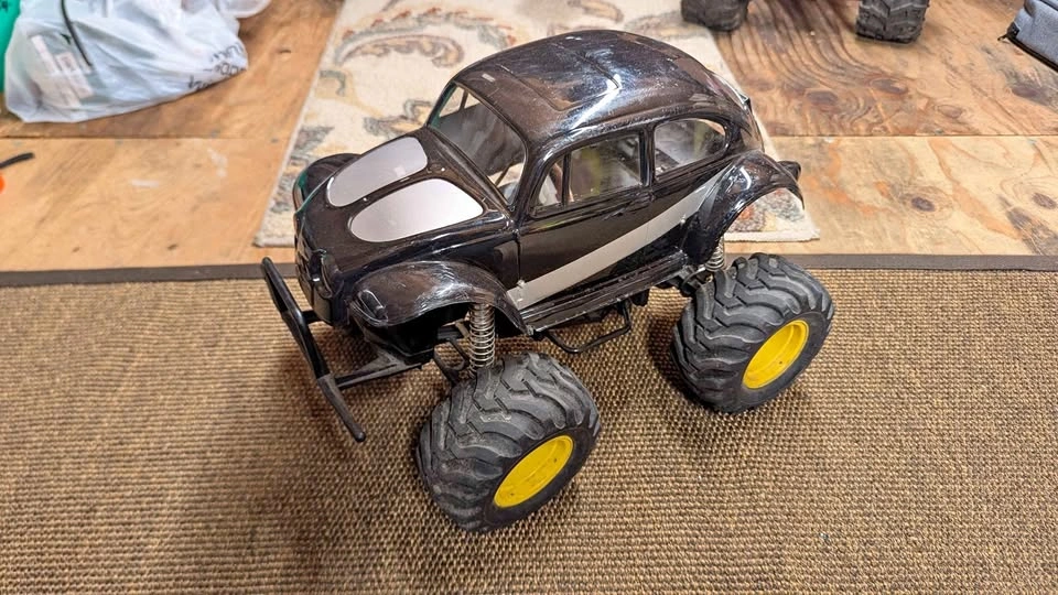 80's Tamiya Midnight Pumpkin with Parma Body