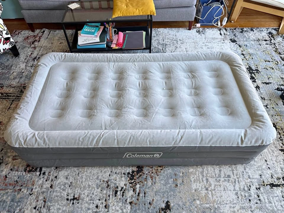 Coleman SupportRest Plus Double High Twin Airbed with pump
