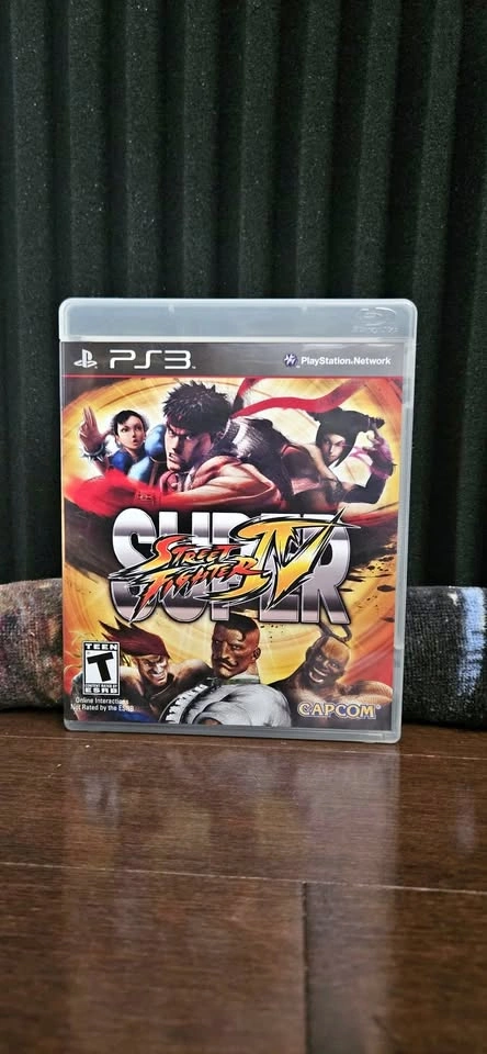 Super Street Fighter IV 4 - CIB + Manual