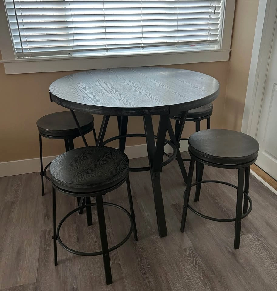 42” Round High-Top Table Set w/ Stools - photo 2