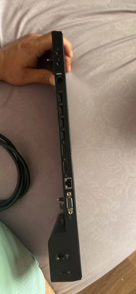 HP UltraSlim Docking Station + DisplayPort Cable (Like New) - photo 2