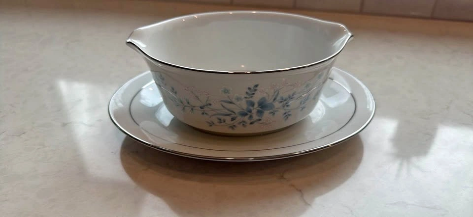 Noritake "Carolyn" Gravy Boat