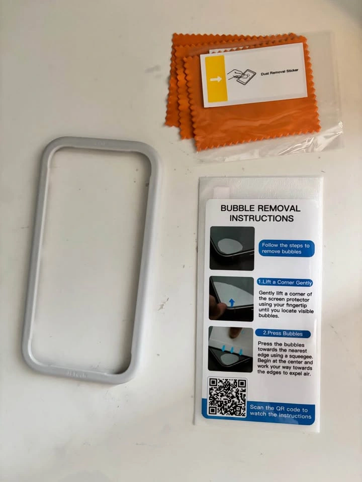JETech iPhone 15 Screen Protector - photo 3