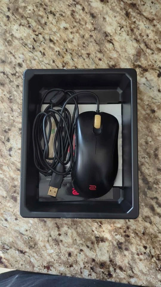 Zowie EC2-A Gaming Mouse - photo 2