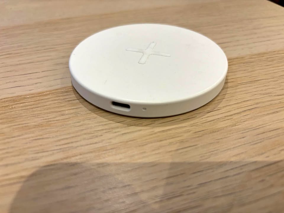 Ikea wireless charging pad