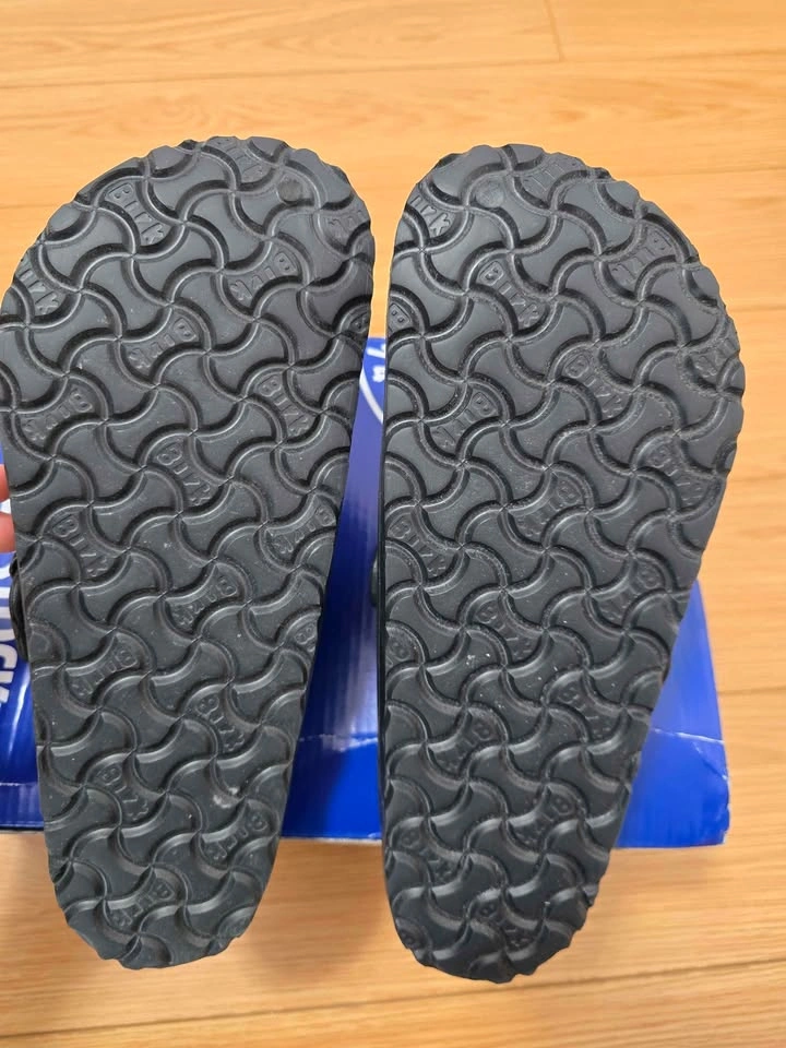 Brand new BIRKENSTOCK Boston Essentials EVA Black Clogs - photo 3