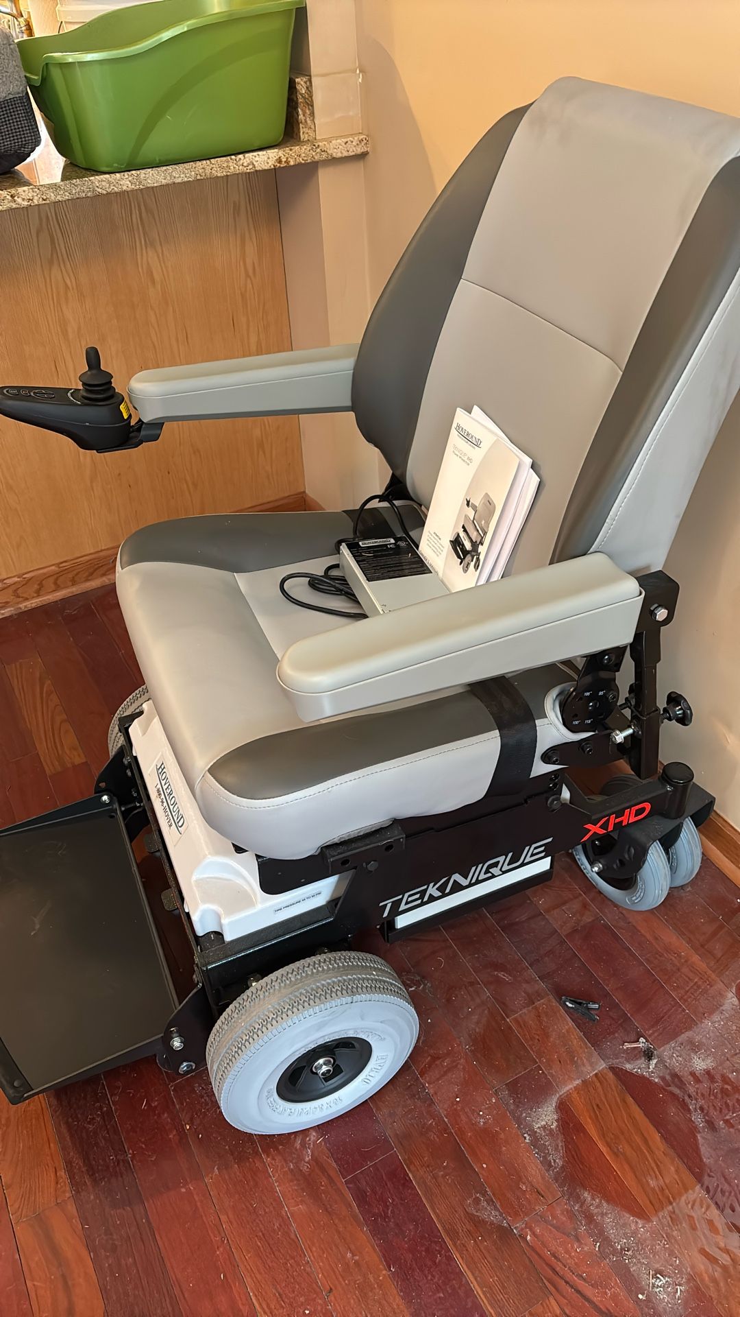Hoveround Teknique XHD Power Chair - photo 5