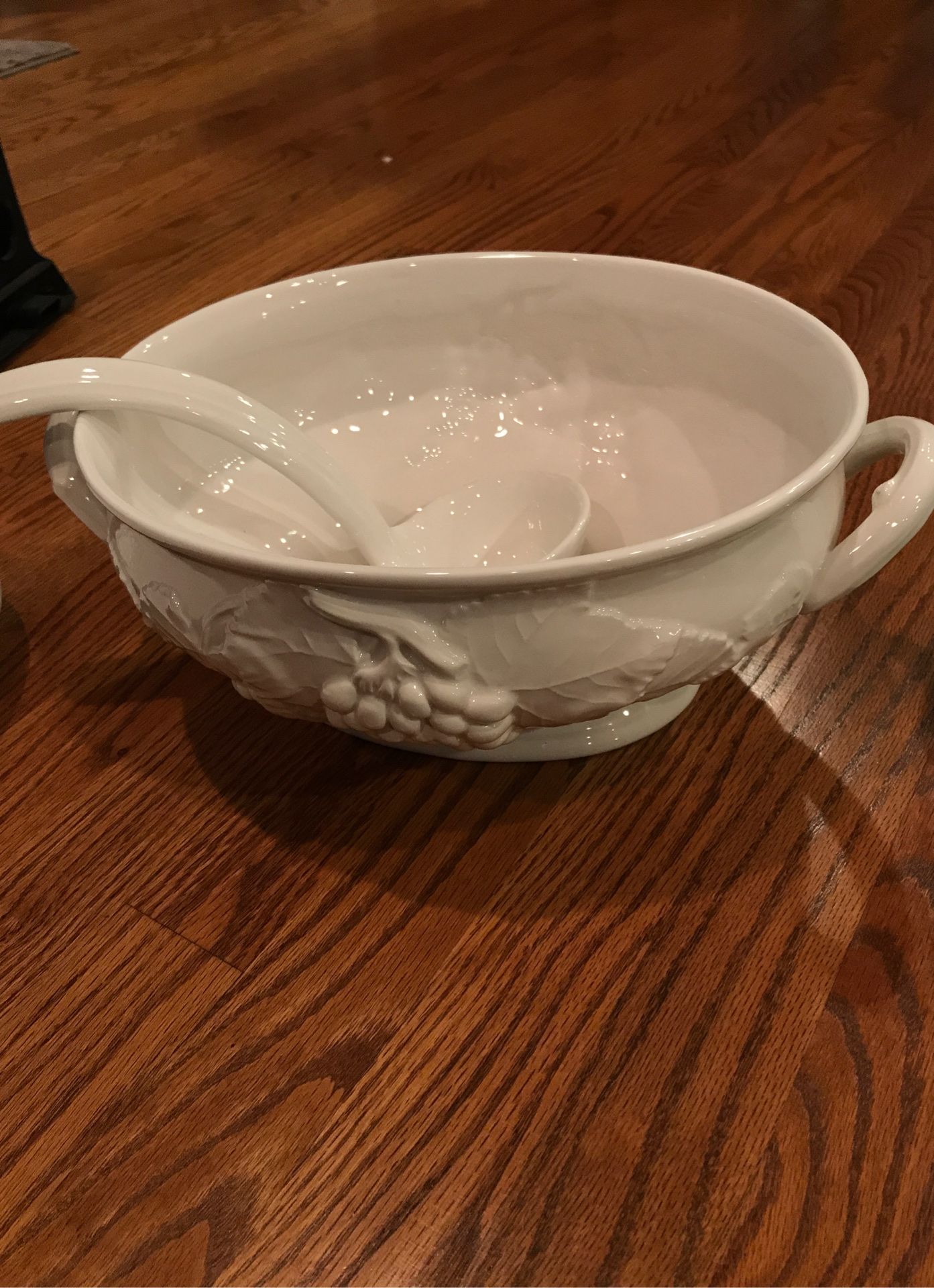 Vintage Soup Server Set - photo 3