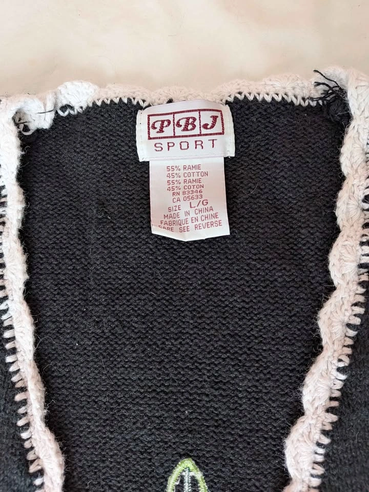 Heart cherry knit vest - photo 3