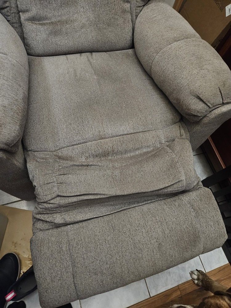 Lane Manual Recliner - photo 2