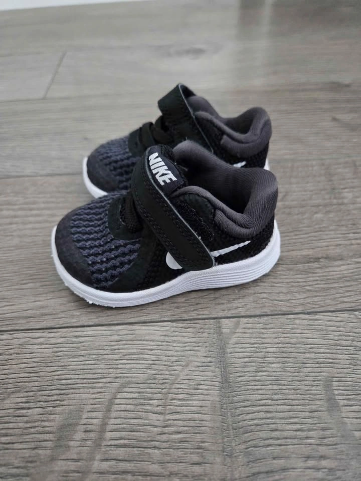 Baby Nike 2c - photo 2