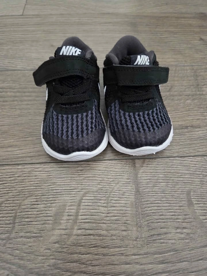 Baby Nike 2c - photo 3