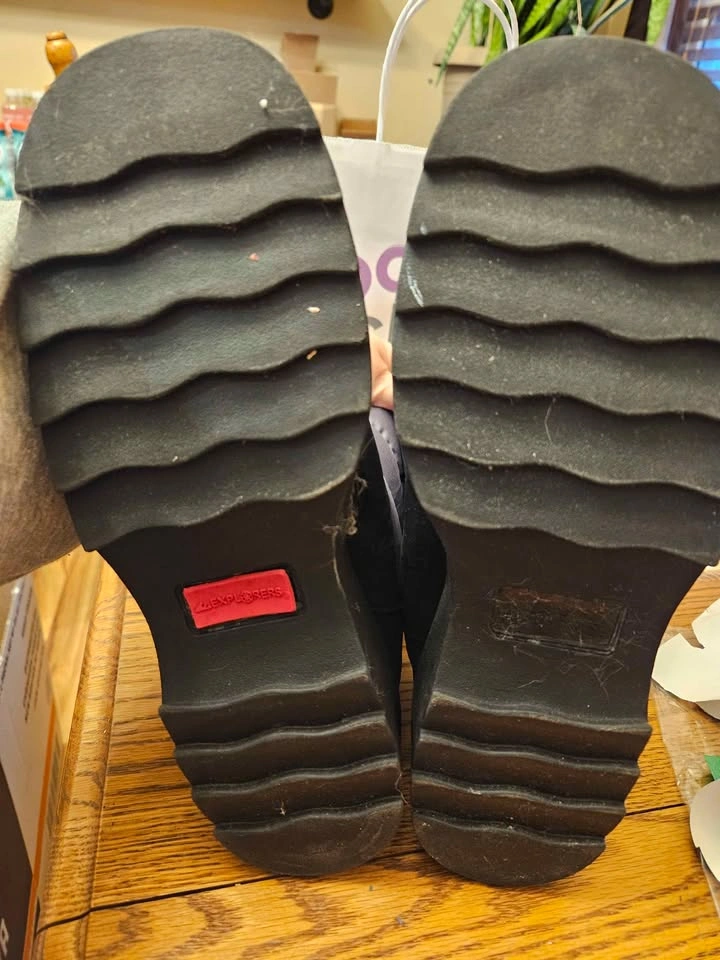 Size 10 Explorers Boots - photo 3