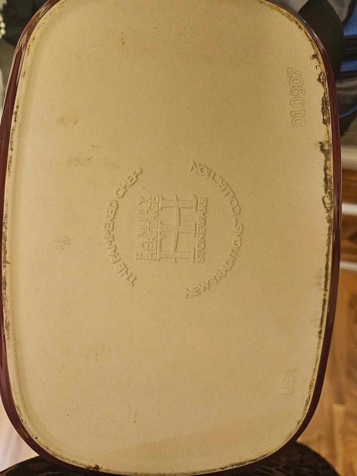 Pampered Chef Deep Covered Baker - photo 5