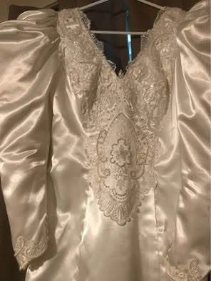 Vintage Wedding Dress - photo 2