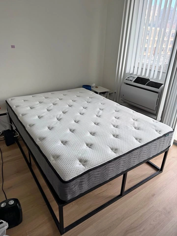 Zinus Hybrid Full Size Mattress