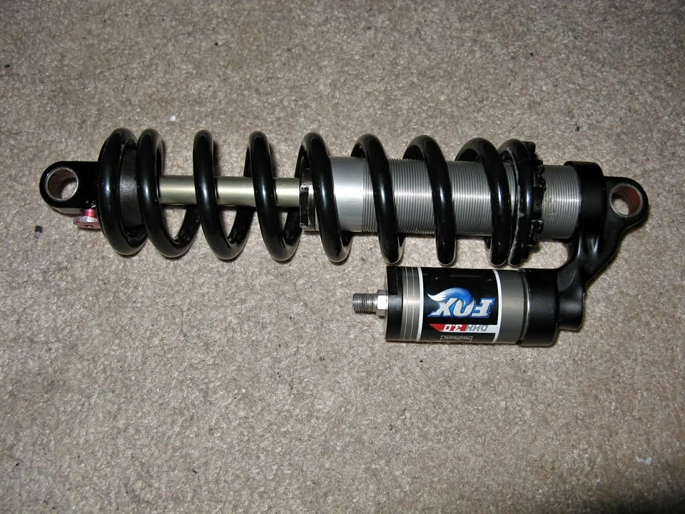 Great condition FOX DHX 3.0 Bike Rear Shock