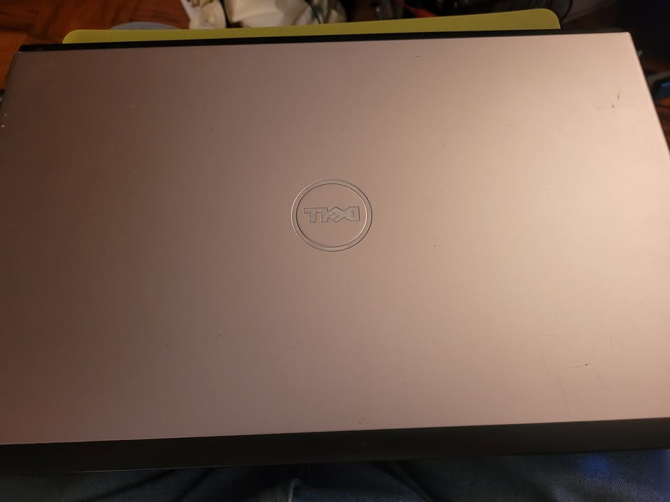 Dell Vostro 3700 17 inches Win 10 SSD Hdd Read - photo 5
