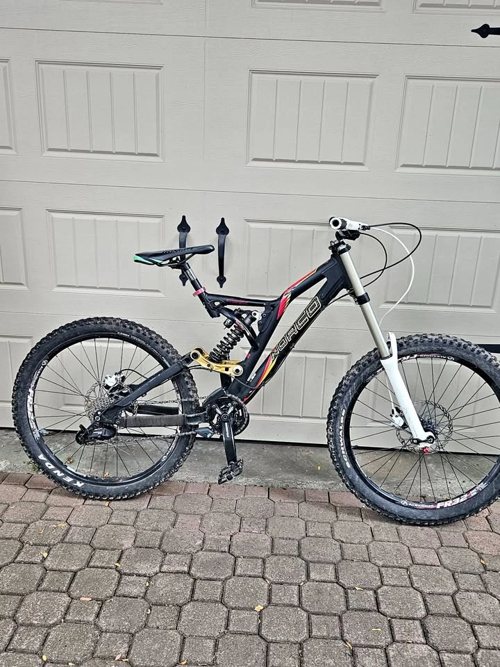 Norco Atomik Bike