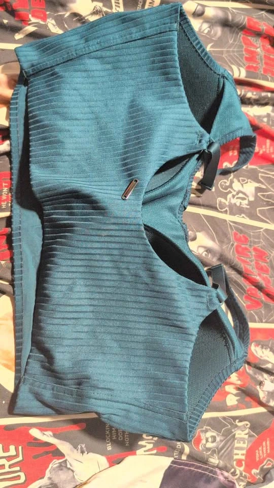 Victoria Secret Bra (38DDD/F85) - photo 2