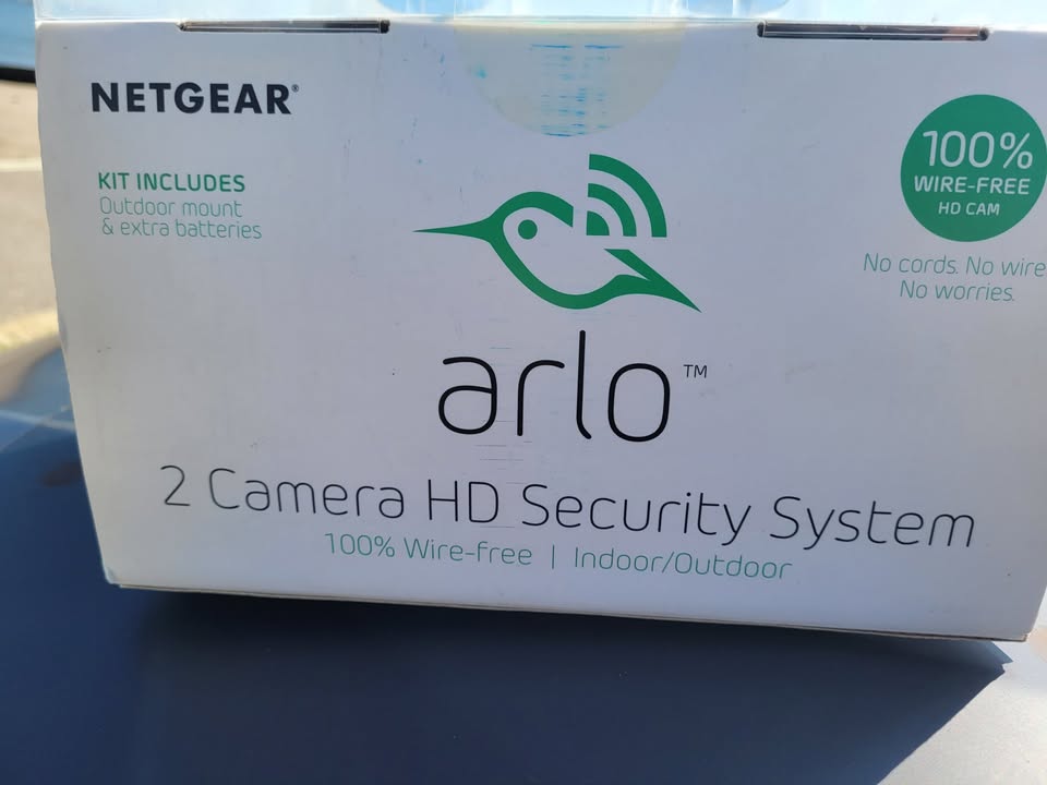 NETGEAR Arlo VMS3230C-100NAS Wi-Fi Security Camera System - photo 2