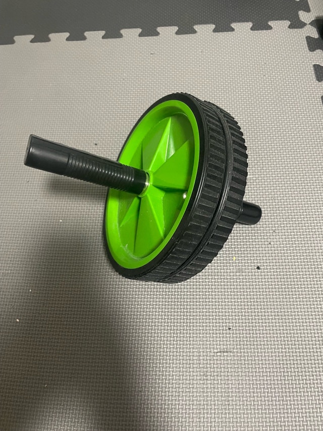 Green Ab Roller
