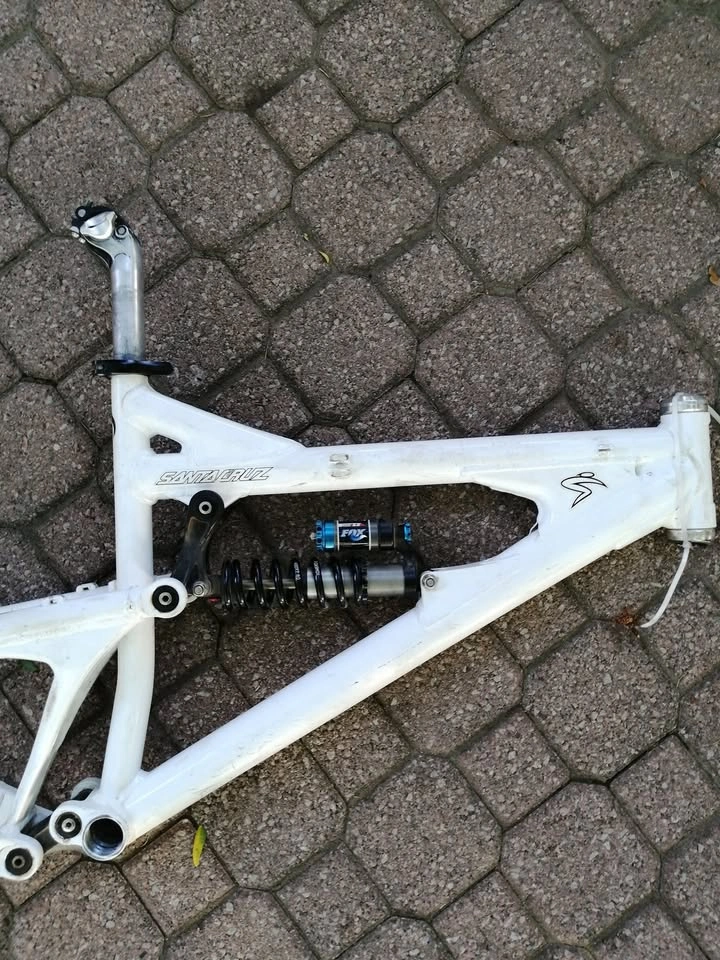 Santa Cruz VP Free Bike Frame - photo 2