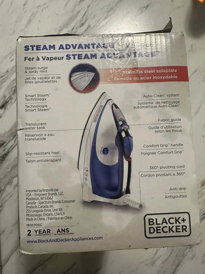 Black + Decker SteamAdvantager Steam Iron, Blue - photo 3