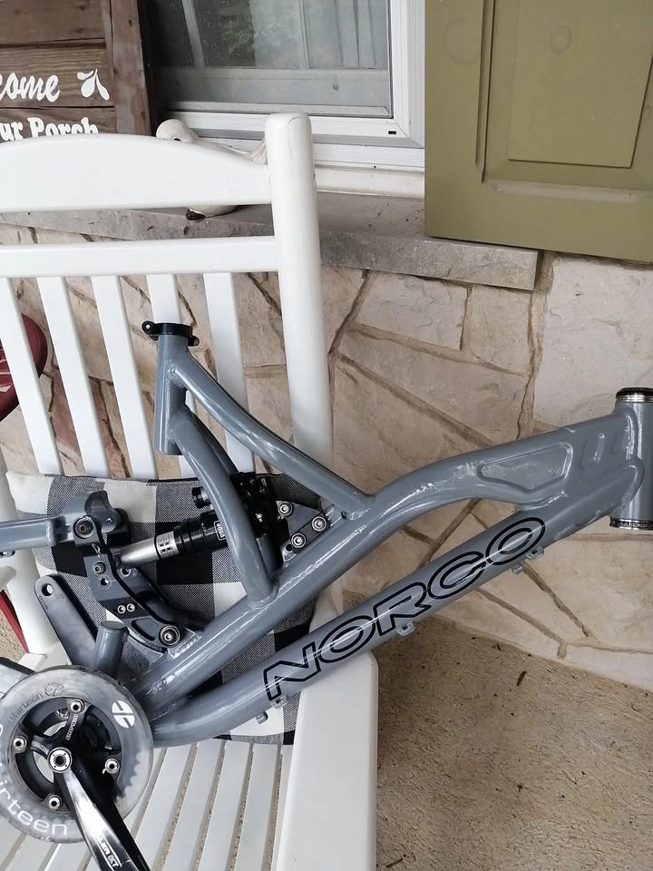 Norco Shore Bike Frame - Medium - photo 2