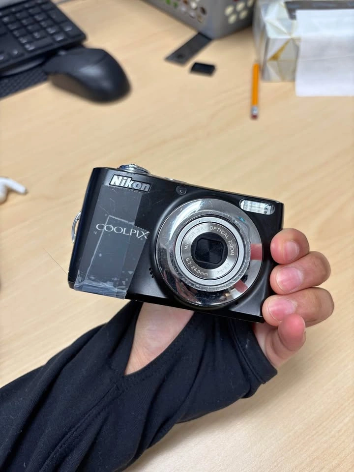Nikon Coolpix L22 - READ