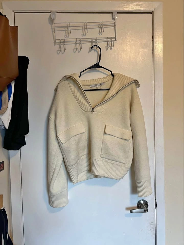 Cute heavy white sweater