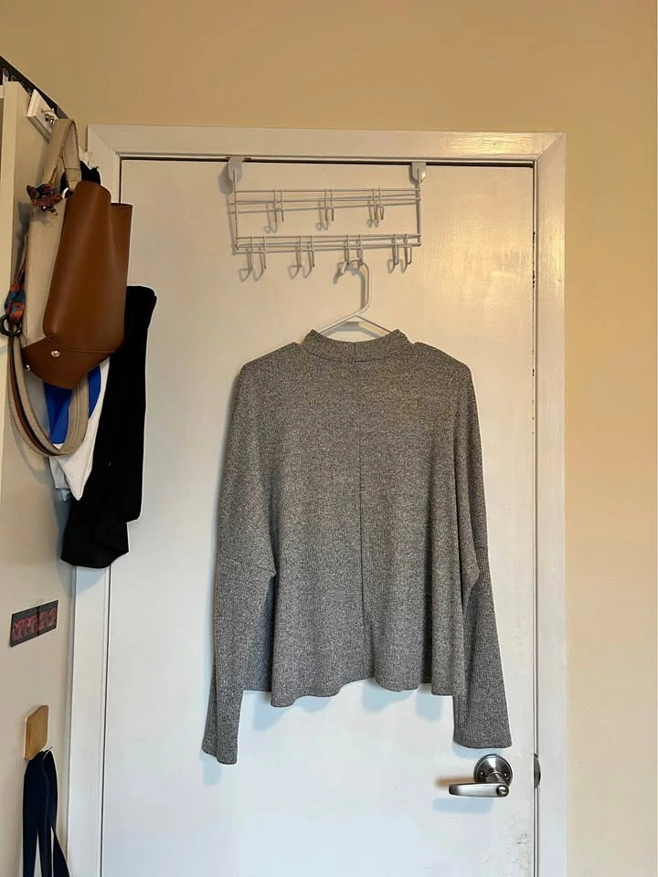 Cute Sweater Drop Shoulder Top - Size S