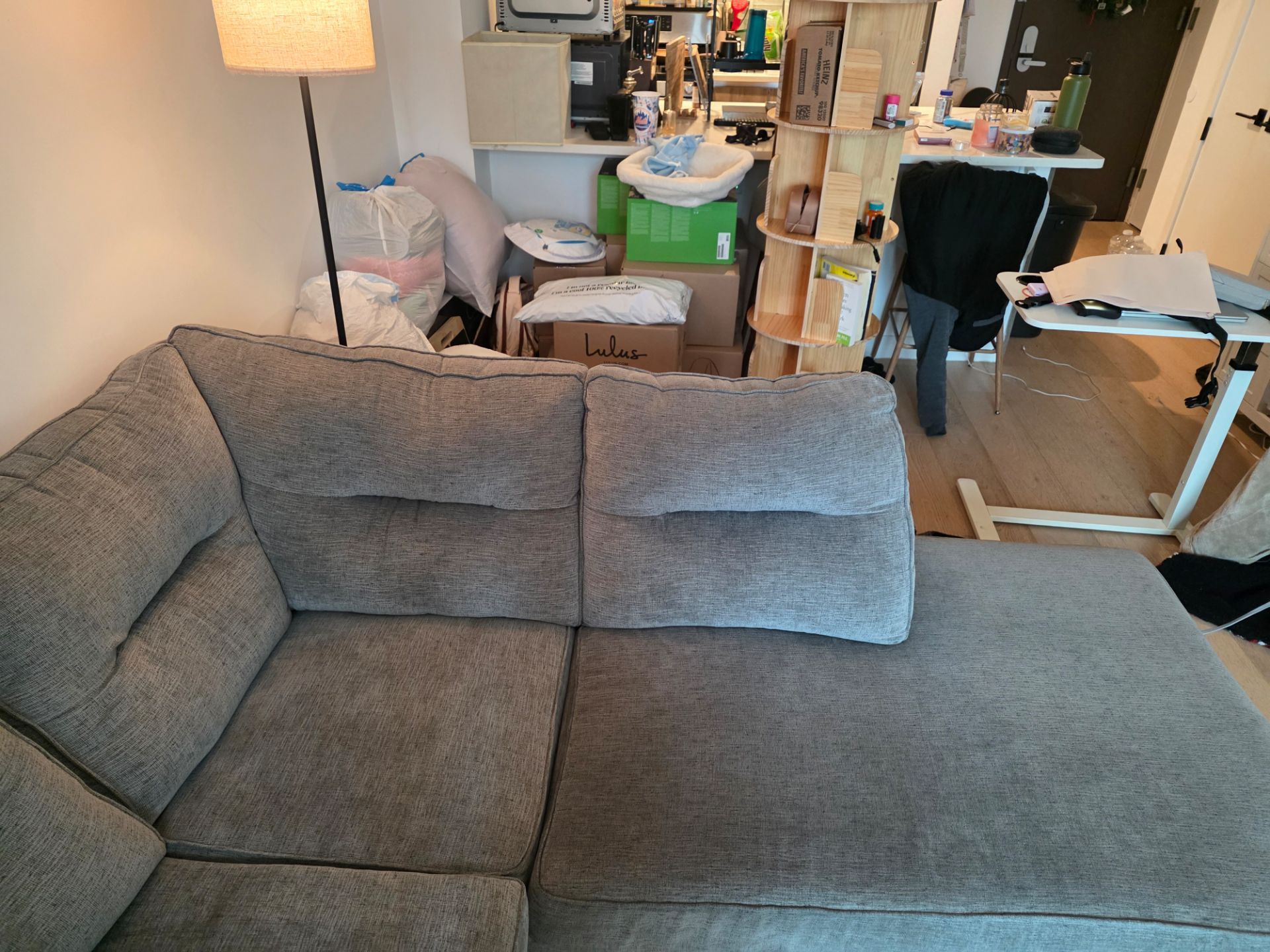 L Couch with Chaise Sectional and 4 Pillows - photo 5