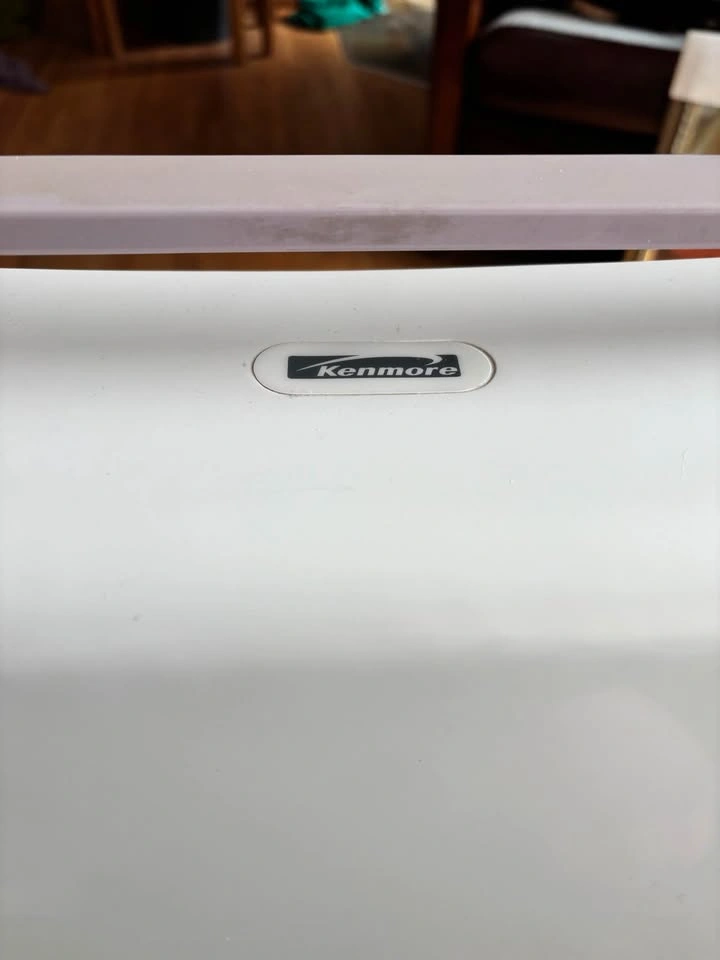 Kenmore Elite 385.19606 Computerized Sewing Machine w/ Case - photo 3