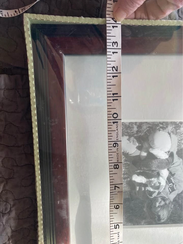 New Old Town Designer Series 4-Opening Photo Frame for 4x6 Pics - photo 3