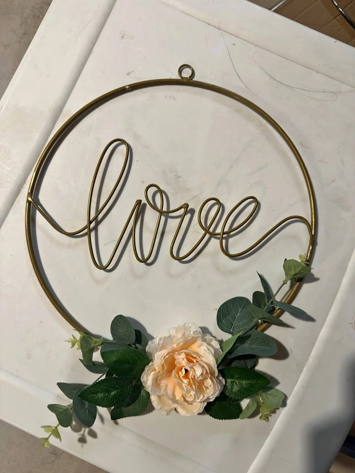 Decor love hanging thing