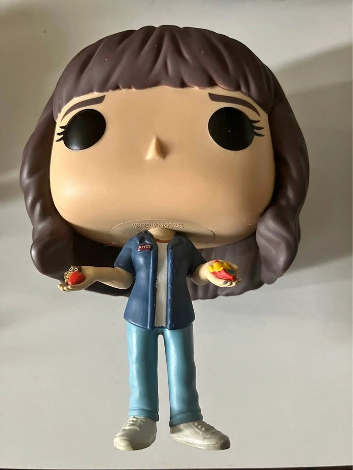 Funko Pop! Netflix Stranger Things Joyce Byers (Loose)