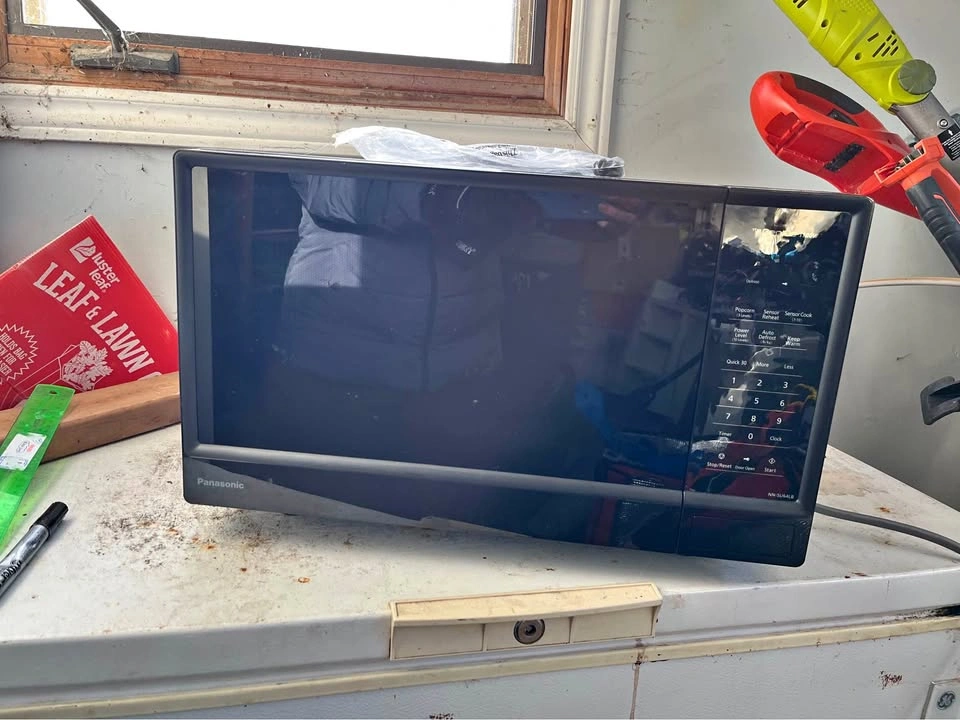 Panasonic 1100 Watt Microwave