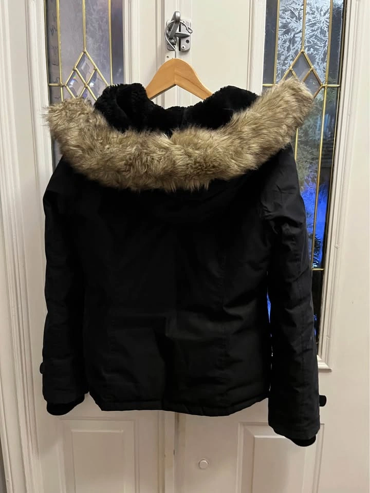 Aritzia TNA Summit Winter Jacket - Size M (fits S) - photo 2
