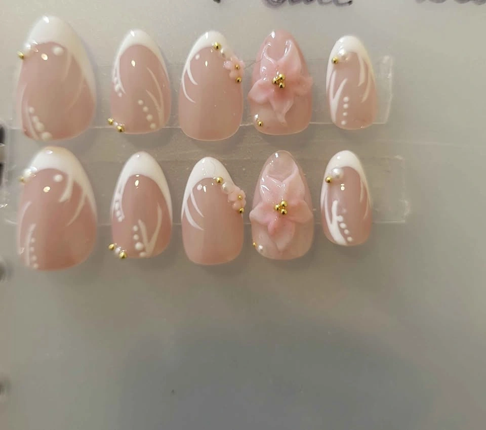 Press on nails - photo 4