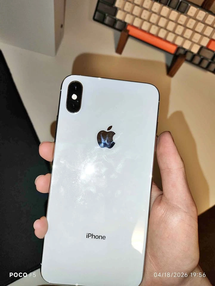 iPhone XS Max 256GB - Unlocked