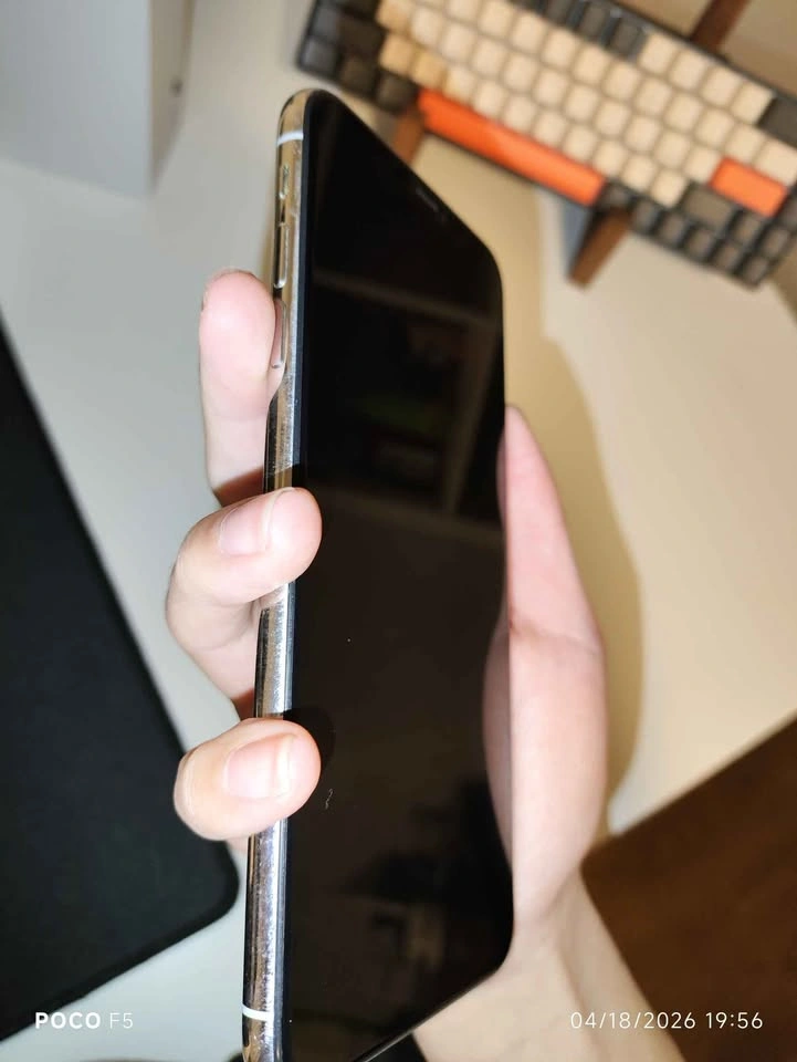 iPhone XS Max 256GB - Unlocked - photo 4
