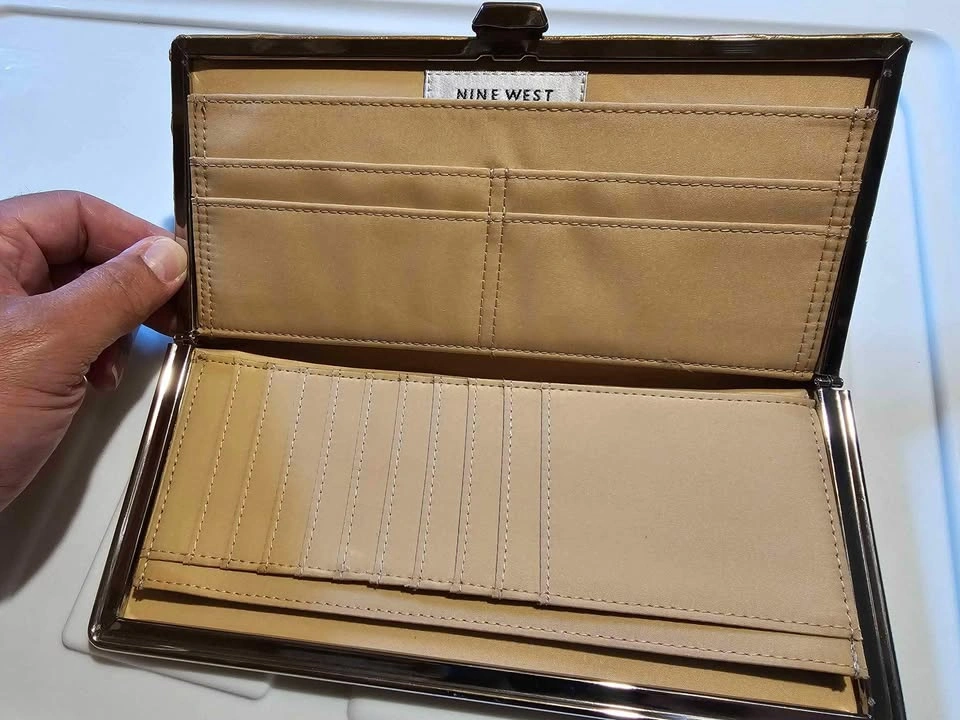 Nine West Clutch/Wallet (NEW) - photo 3
